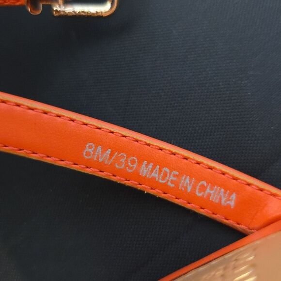 BRAND NEW VINCE CAMUTO JEFANY ANKLE STRAP WEDGE SANDAL (WOMEN) - Picture 13 of 14